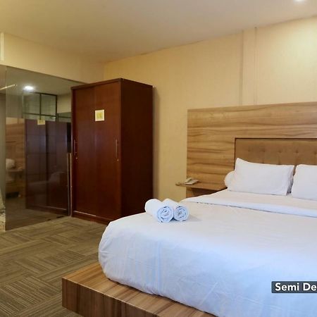 Magnolia Hotel Dżakarta Zewnętrze zdjęcie